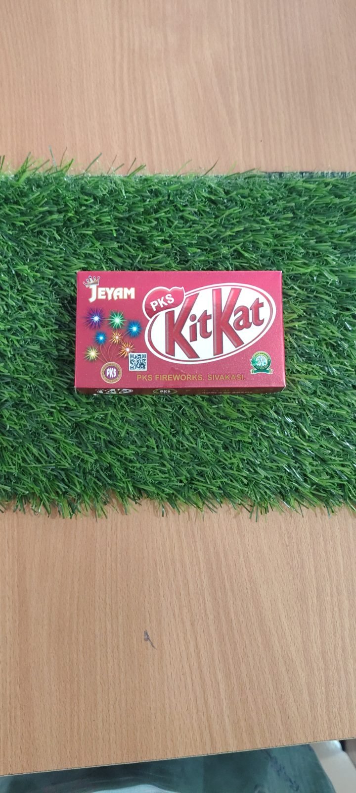 KIT KAT